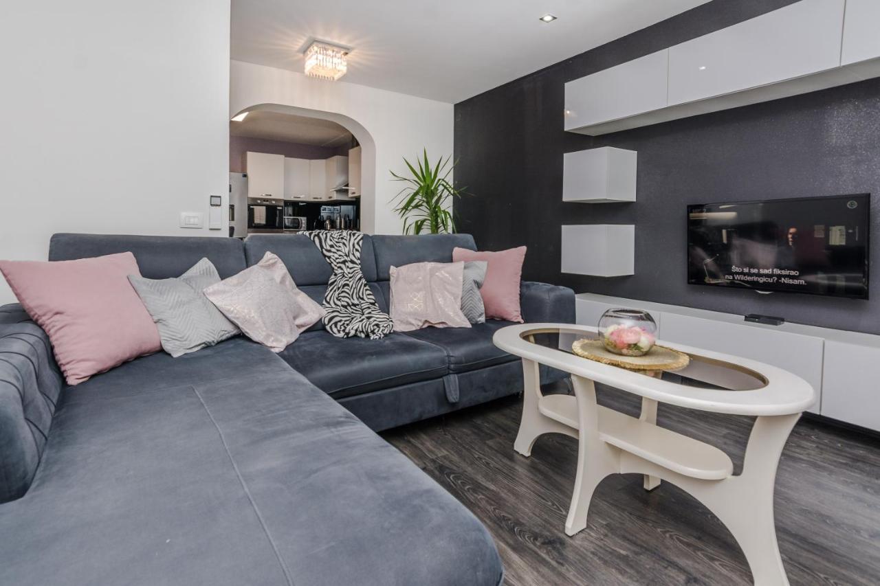 Naomi Apartment Zadar Bagian luar foto