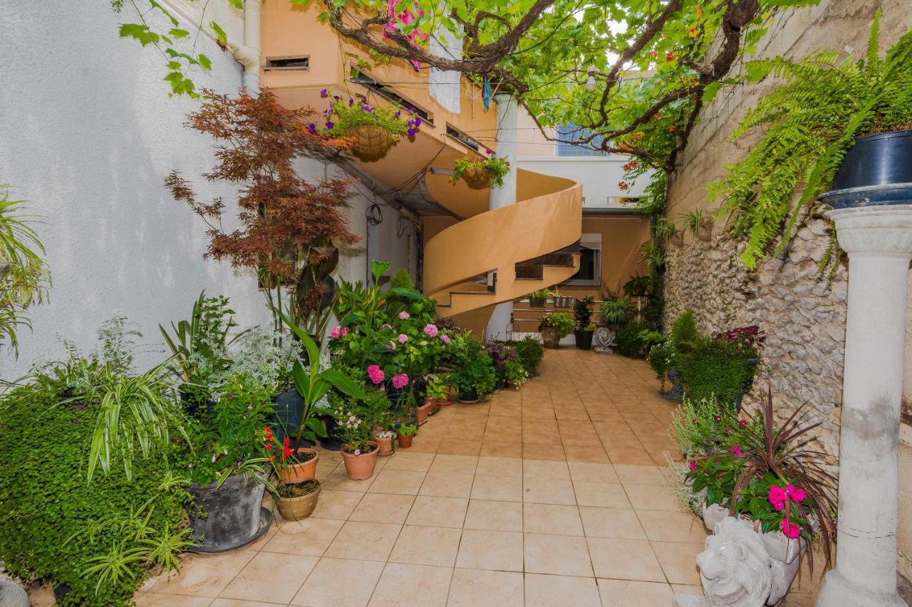 Naomi Apartment Zadar Bagian luar foto